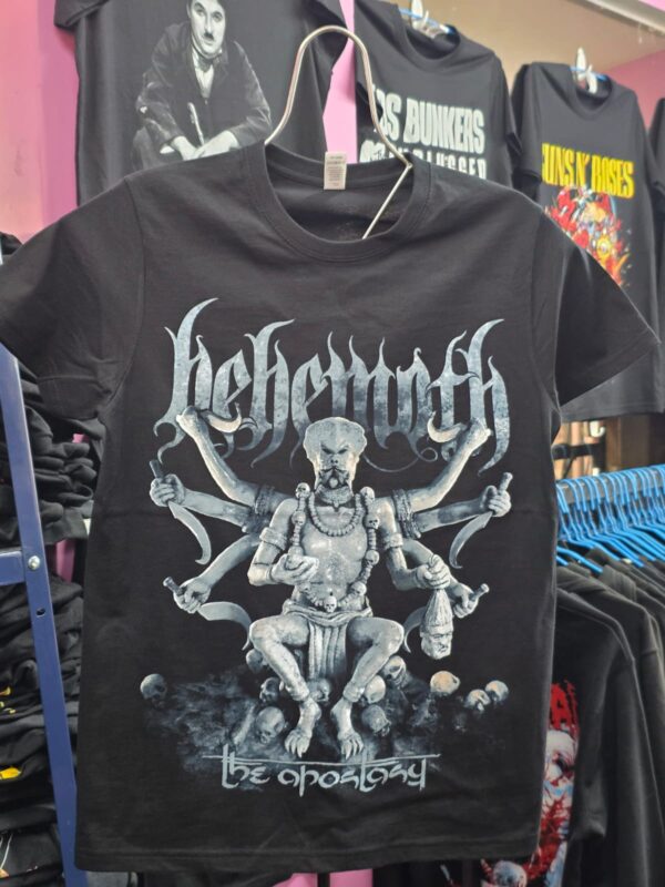 Polera Behemoth The Apostasy